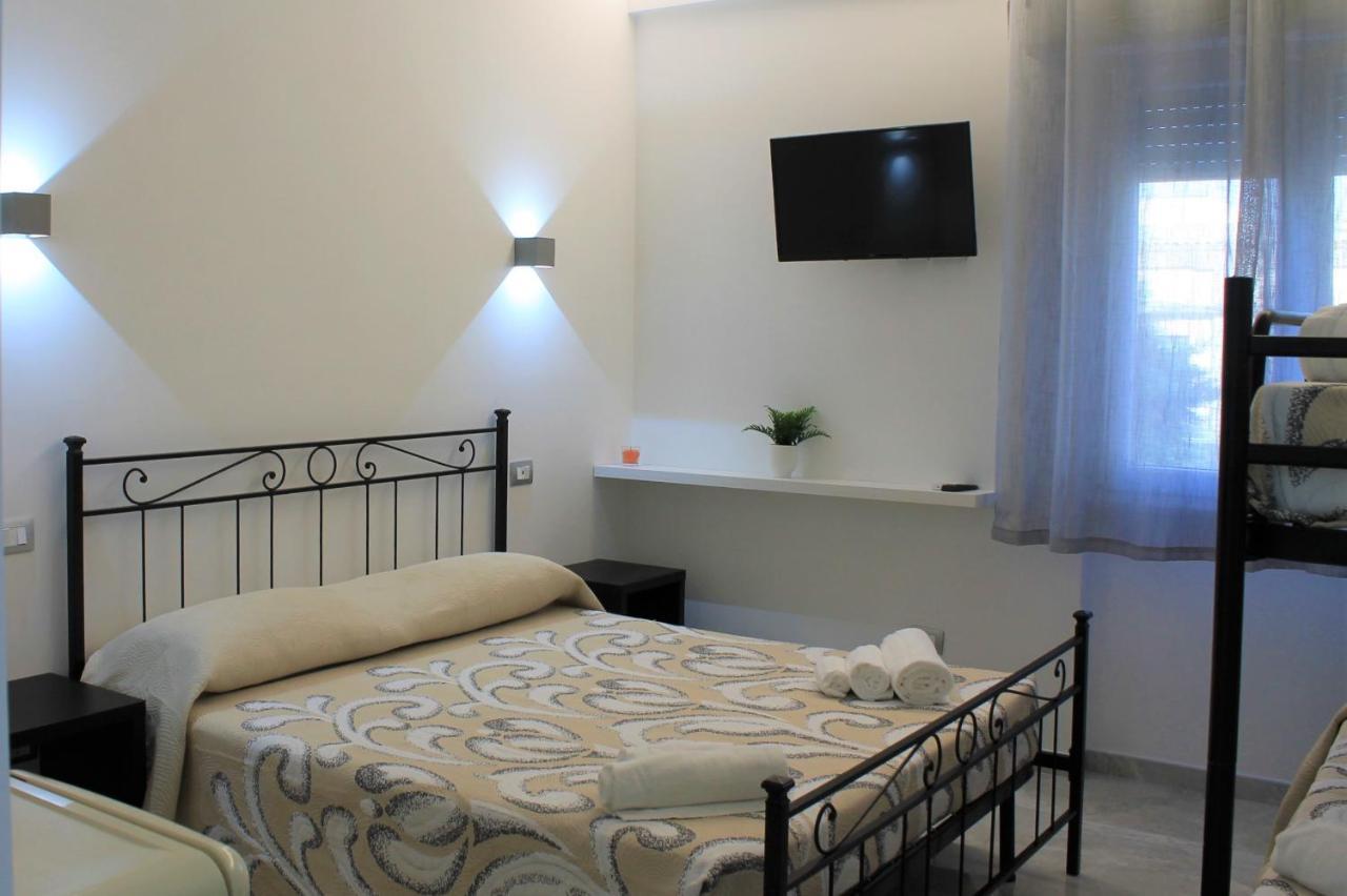 Sea Garden Rooms Термолі Екстер'єр фото