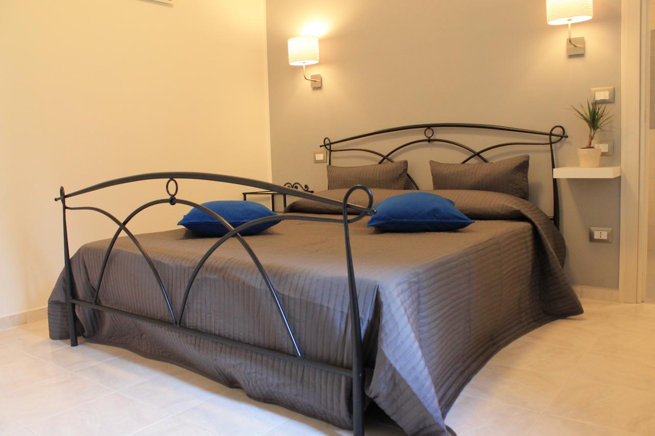 Sea Garden Rooms Термолі Екстер'єр фото