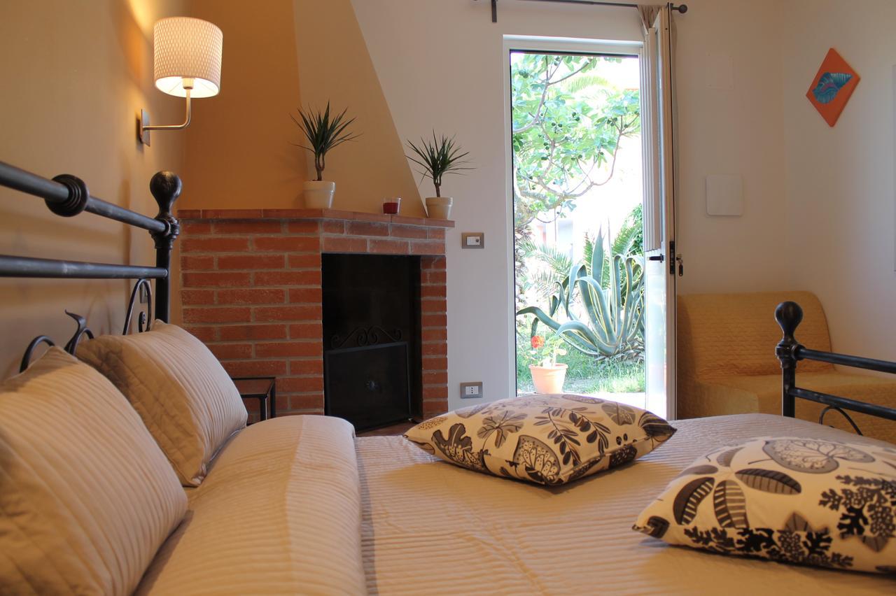 Sea Garden Rooms Термолі Екстер'єр фото