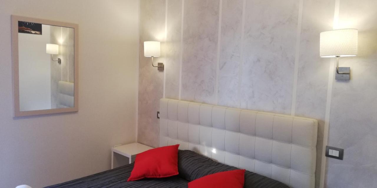 Sea Garden Rooms Термолі Екстер'єр фото